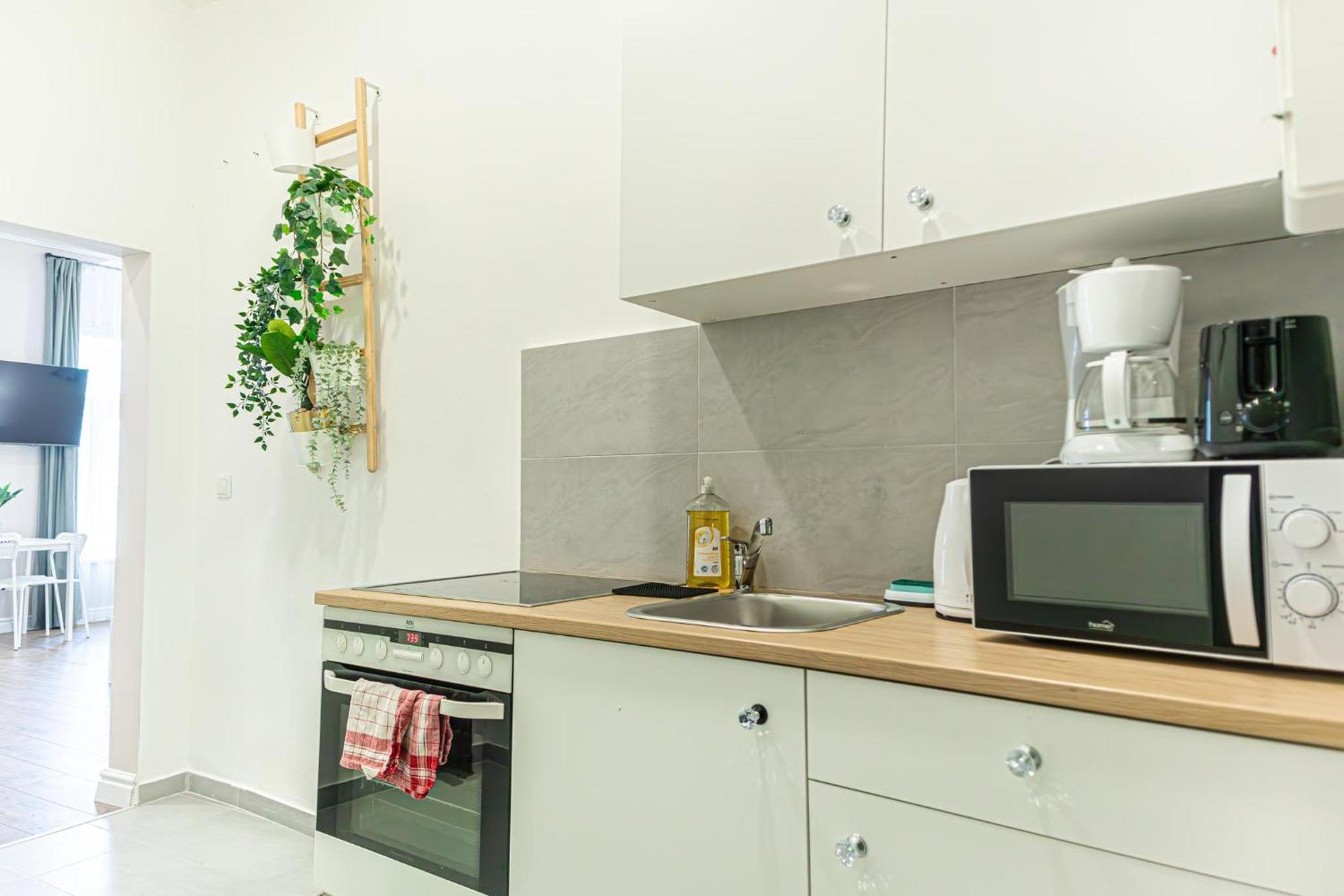 Stylish Studio Apartment Wiener Stadthalle Exterior photo